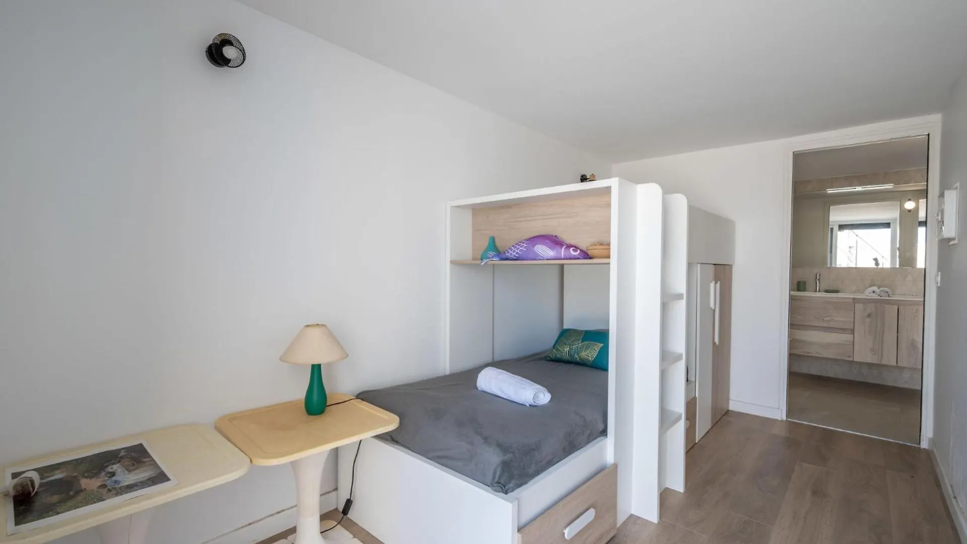 Holiday Home Domaine De Maure Vieil By Interhome 망들리유 라 나플 0*, 망들리유 라 나플 프랑스
