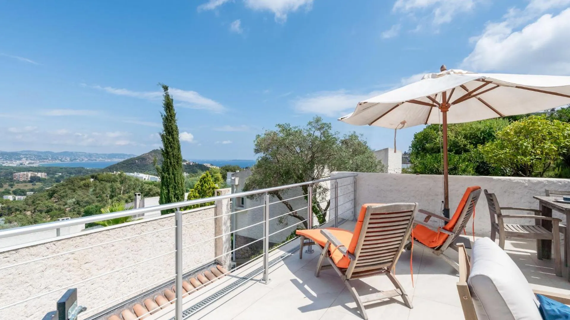 Holiday Home Domaine De Maure Vieil By Interhome 망들리유 라 나플